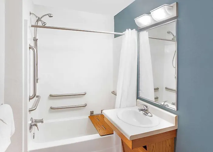 Value Place Peoria 2* Peoria